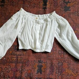 Vici off the shoulder cropped blouse NWOT